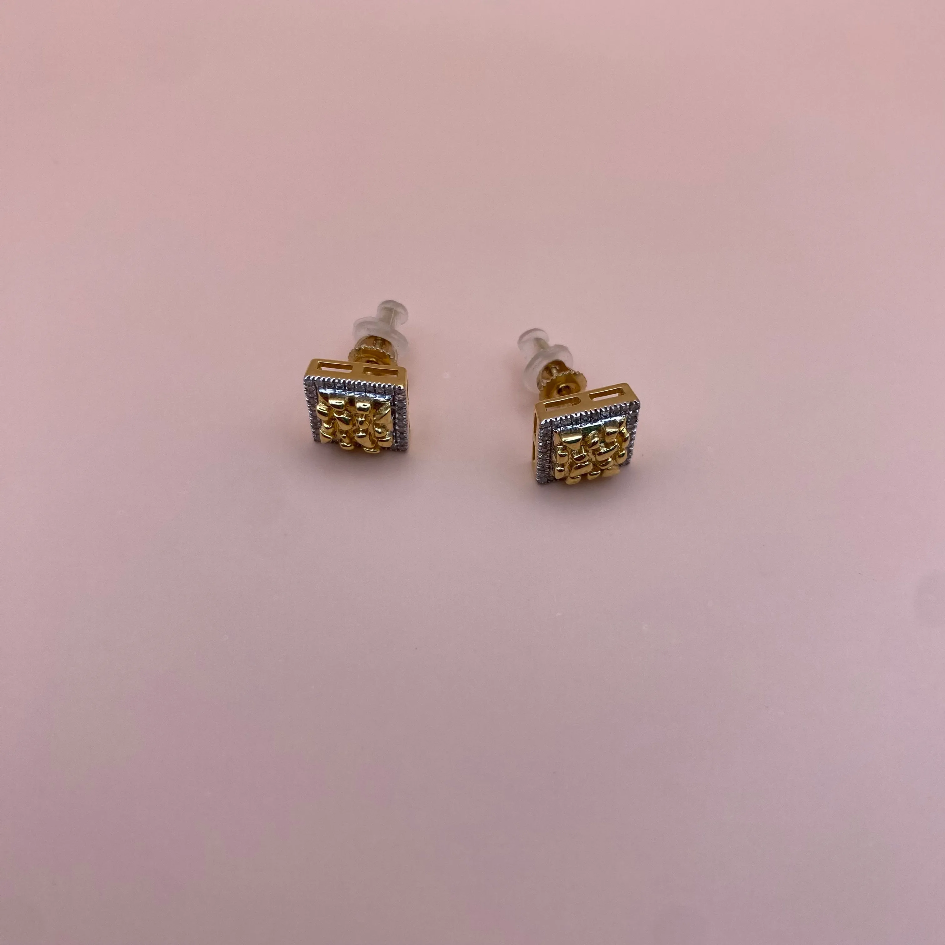 10K Yellow Gold Diamond Square Stud Earrings 0.17Ct / 2.6gr