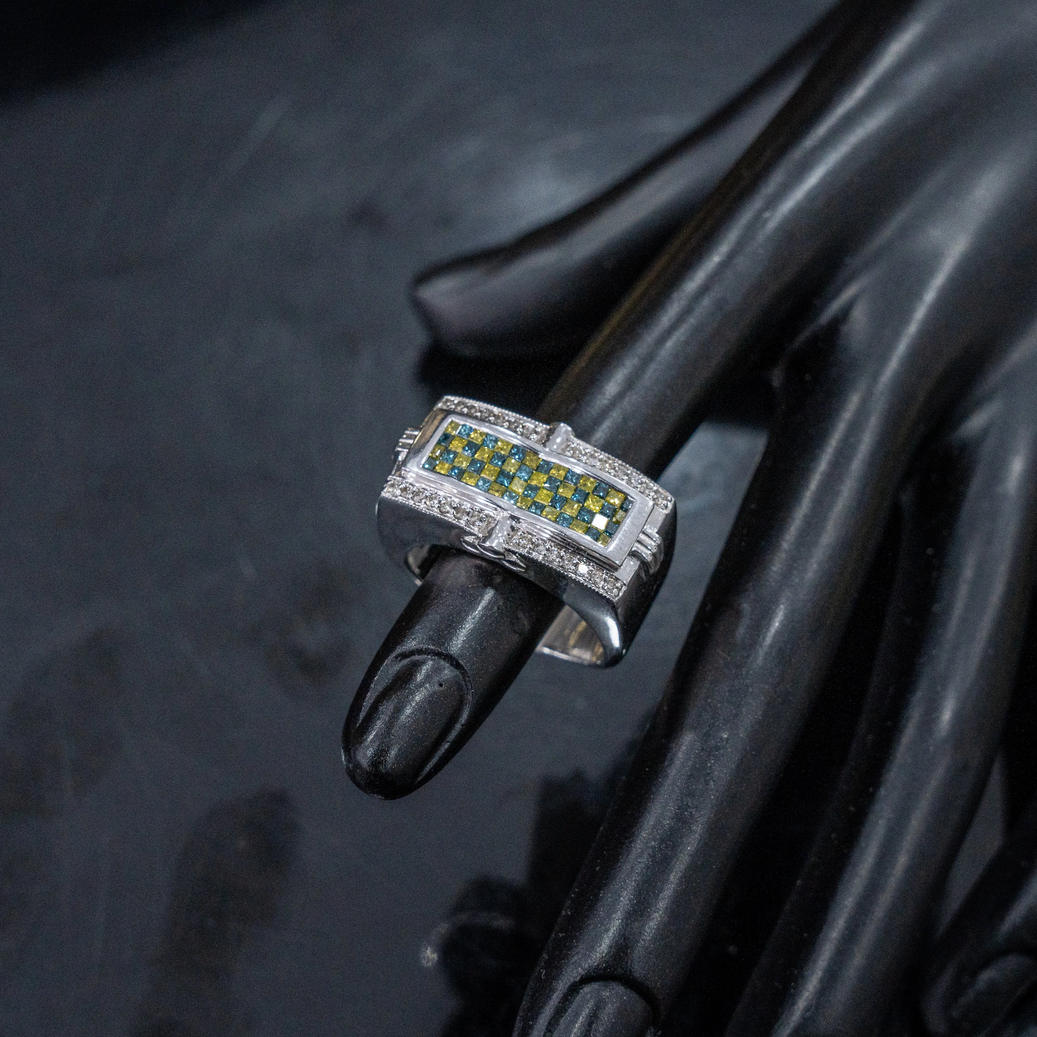 14K White Gold Color Diamonds Ring 2.50Ct / 16.6gr / Size 11