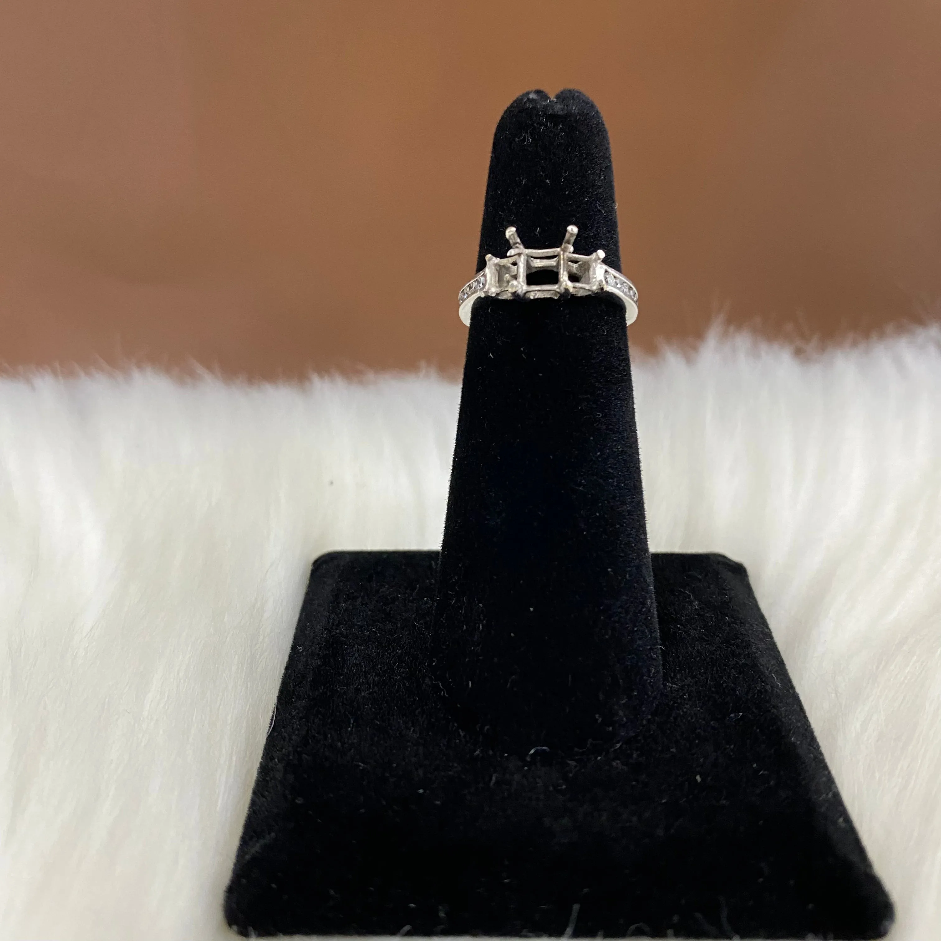 14K White Gold Diamond Luxury Wedding Setting No Stone Engagement Ring Ct Dia / 2.7gr / Size 4