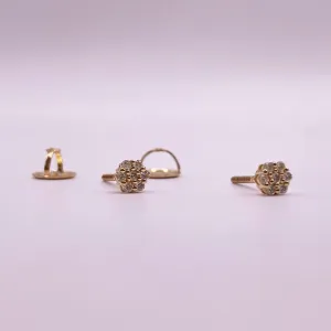 14K Yellow Gold Diamond Flower Stud Earrings 0.20Ct / 0.9gr