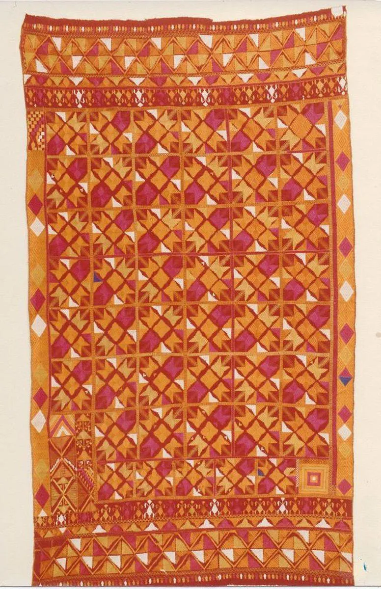 826  SOLD Vintage Phulkari Bagh with superb Nazar Butti