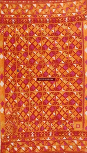 826  SOLD Vintage Phulkari Bagh with superb Nazar Butti