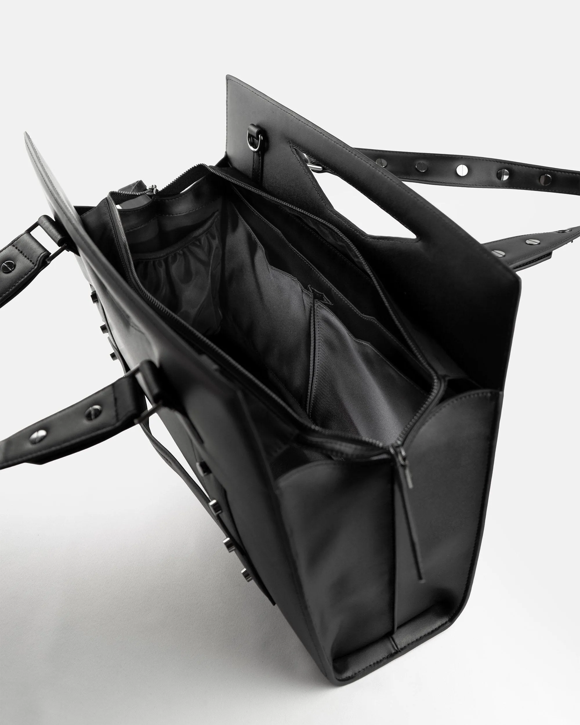 ALLHOLDING VAULTED BAG STUDDED