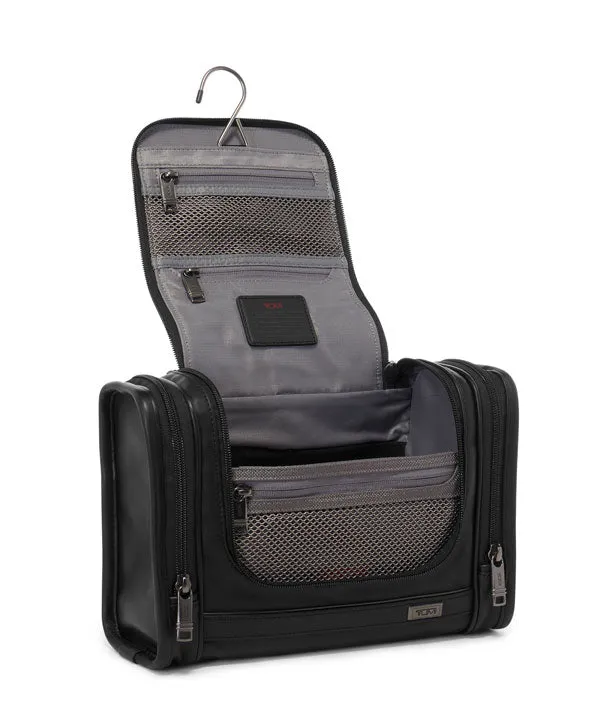 ALPHA 3 LEATHER HANGING TRAVEL KIT - BLACK