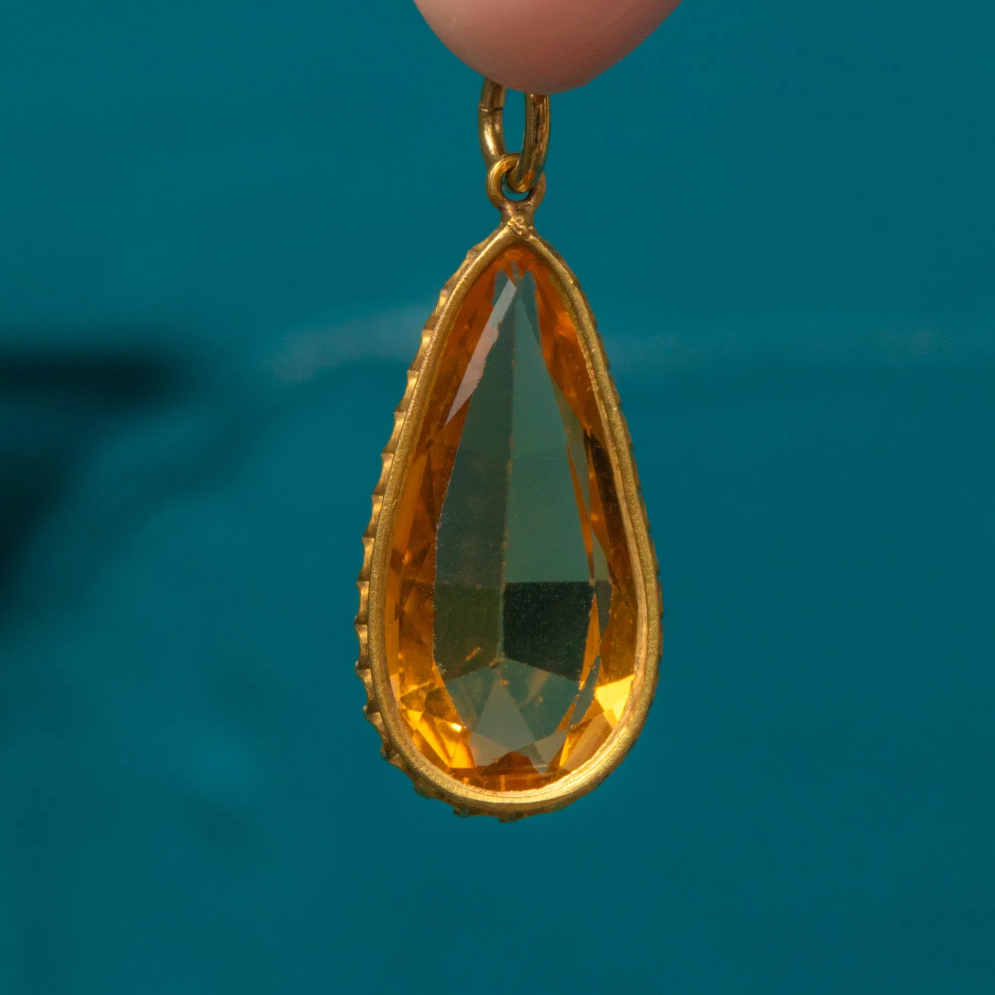 Antique 18ct Gold Paste Teardrop Pendant