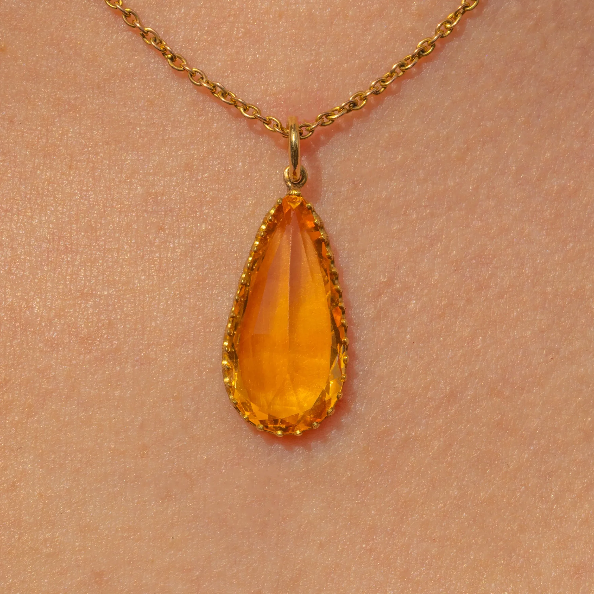 Antique 18ct Gold Paste Teardrop Pendant