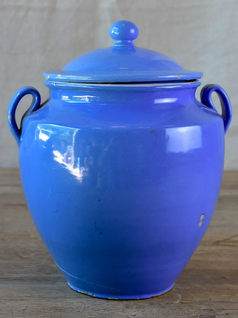 Antique French blue Martres Tolosane confit pot with lid