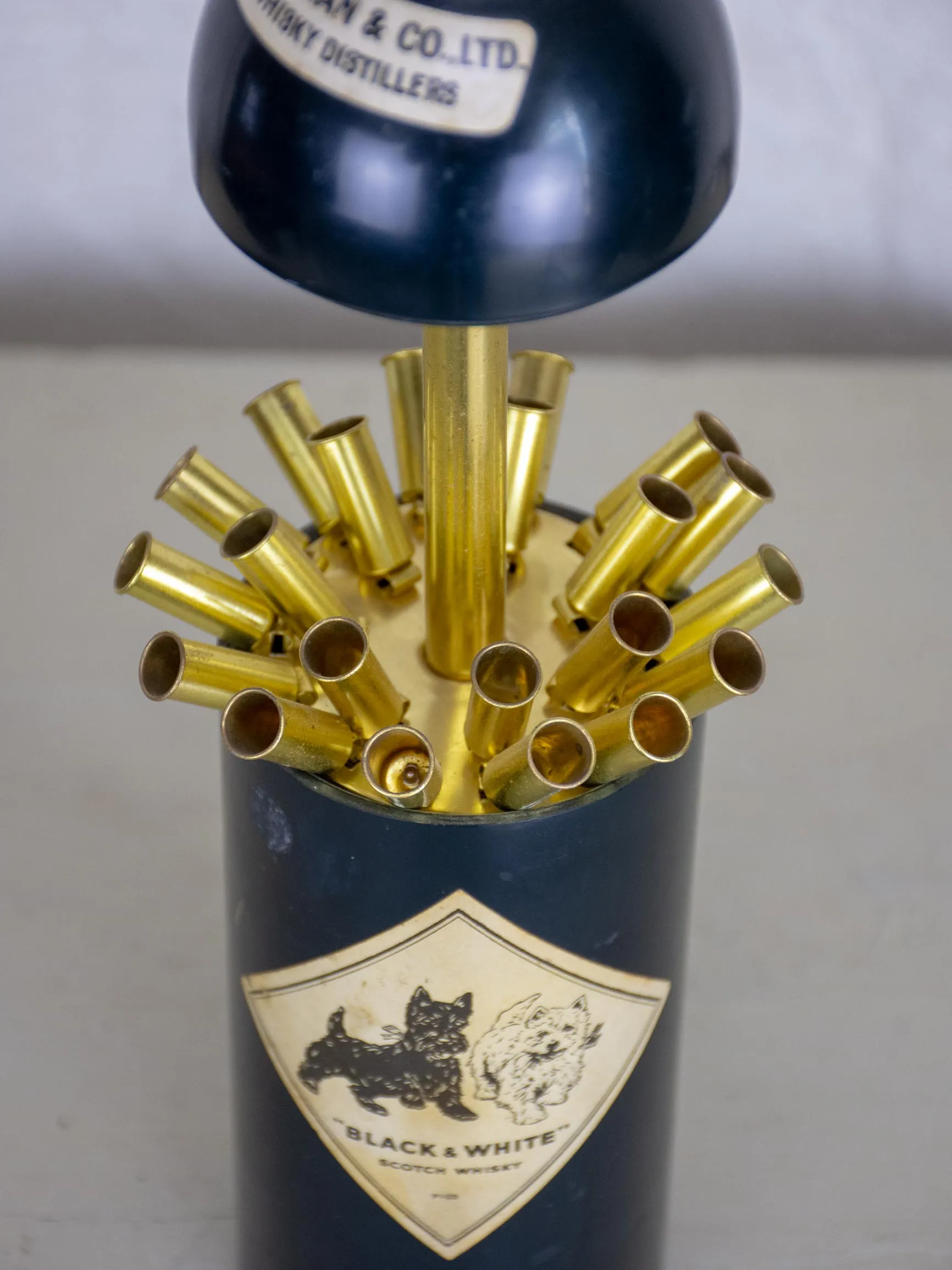 Black and White Whisky cigarette holder music bottle
