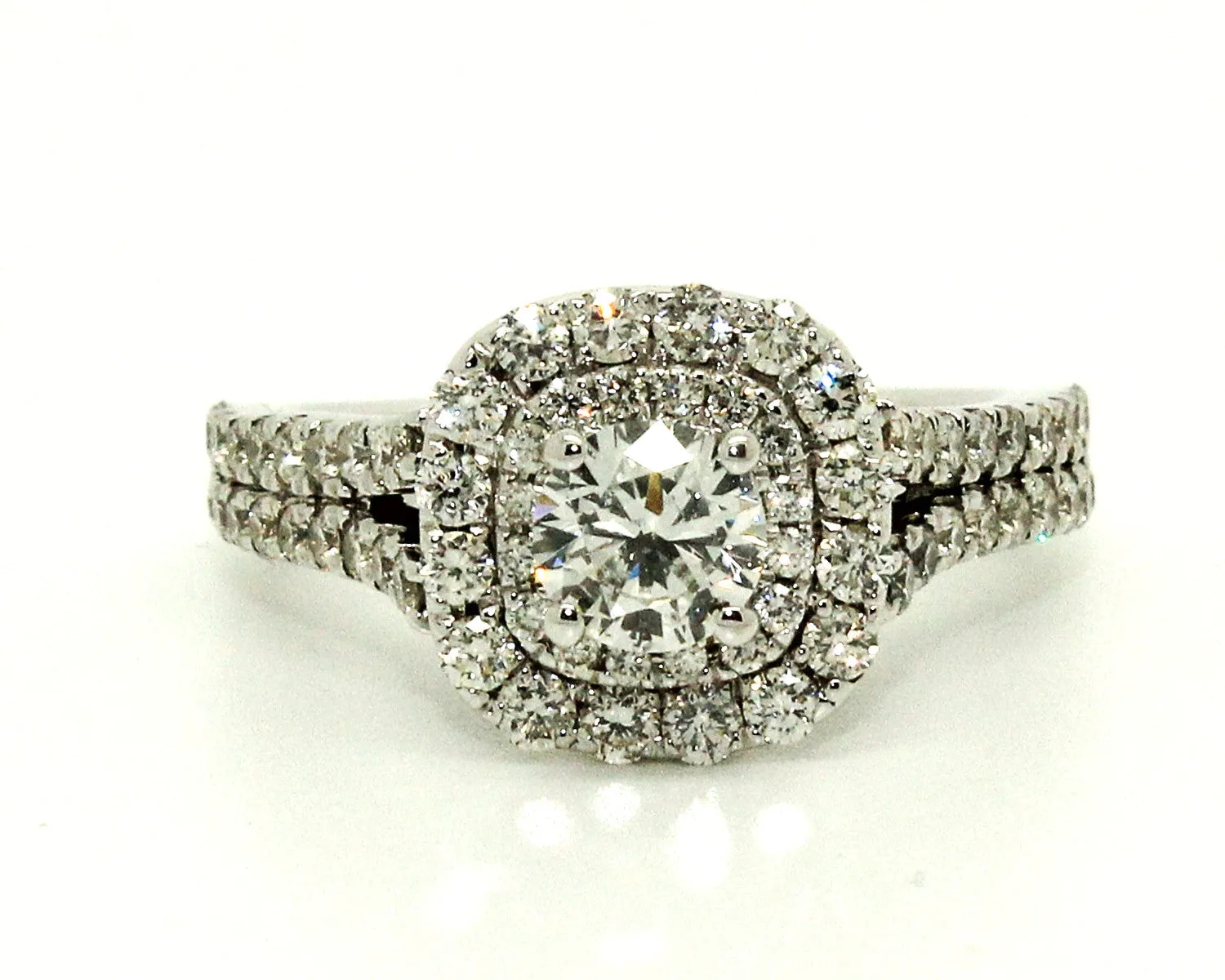 Diamond Fountain Ring / Item Code : RNG 20
