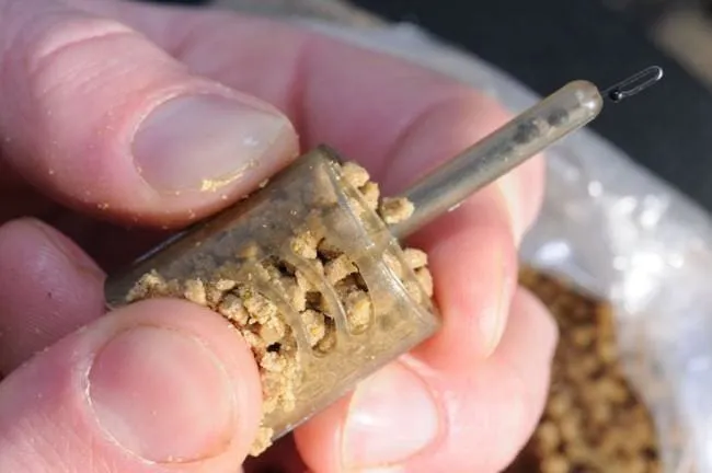 Guru Inline Pellet Feeders
