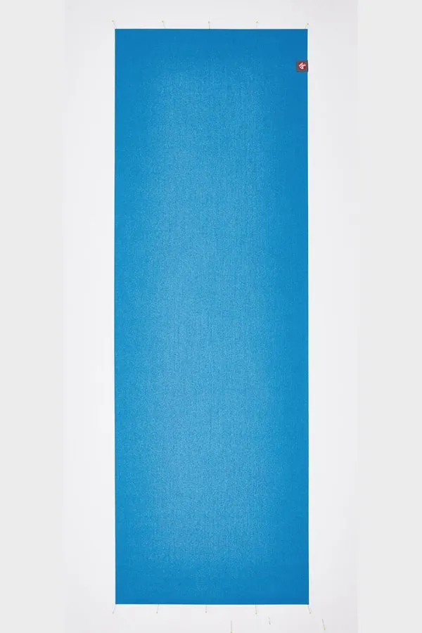 MANDUKA // EKO SUPERLITE TRAVEL YOGA MAT - 1kg - DRESDEN BLUE