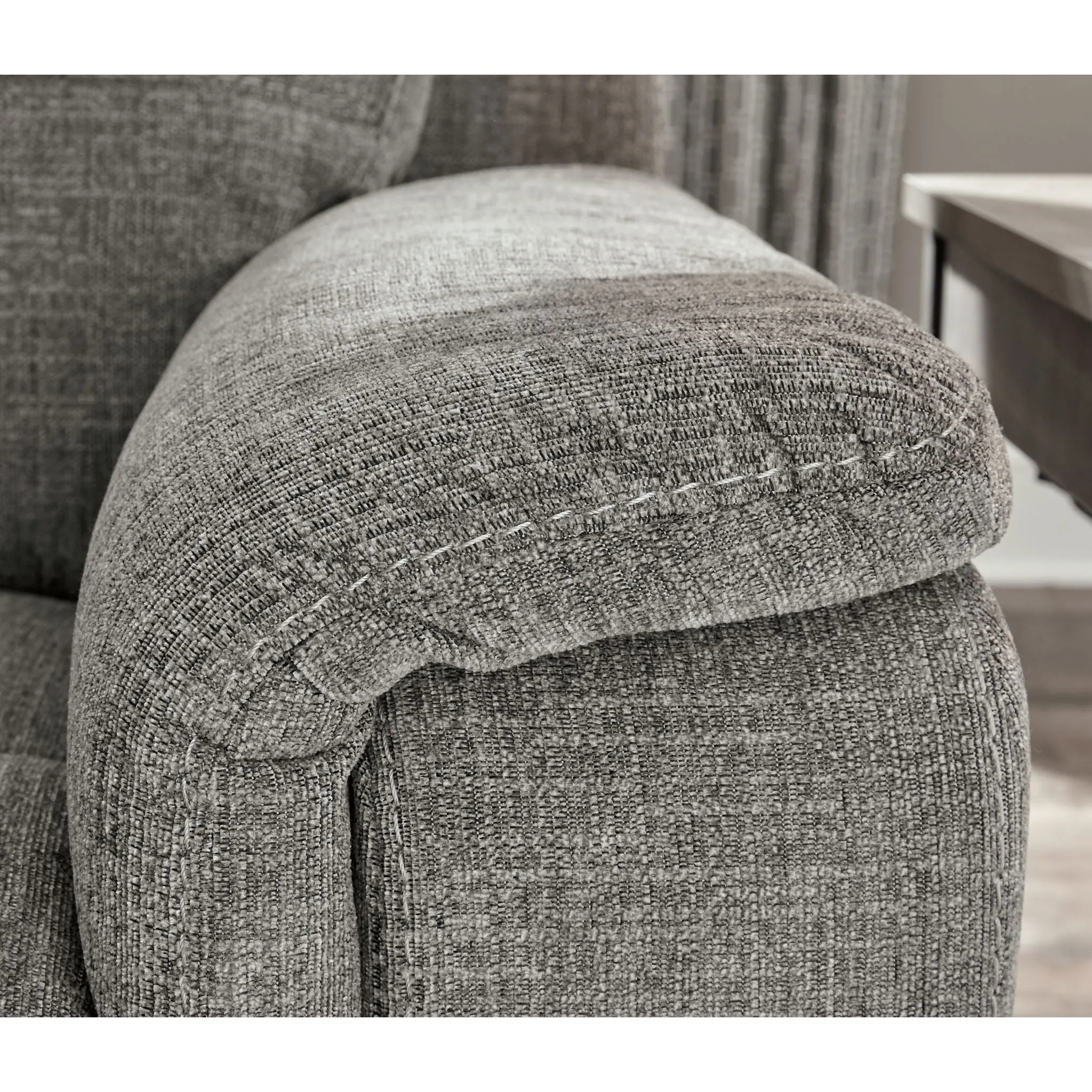 Mouttrie Power Reclining Loveseat with Console/ADJ HDRST
