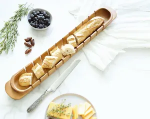 Vagabond House  H224HV  BAGUETTE BOARD WITH WHEAT PATTERN BREAD KNIFE