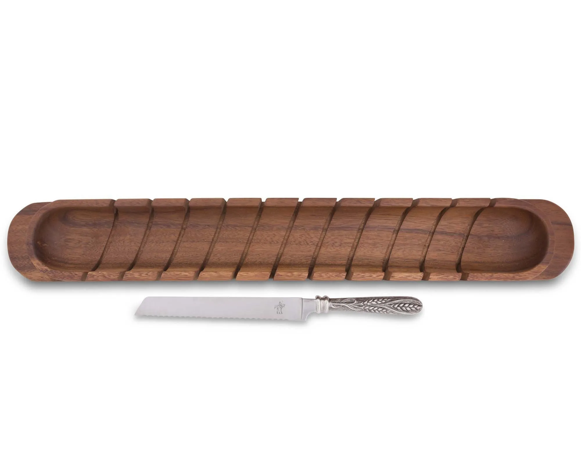 Vagabond House  H224HV  BAGUETTE BOARD WITH WHEAT PATTERN BREAD KNIFE
