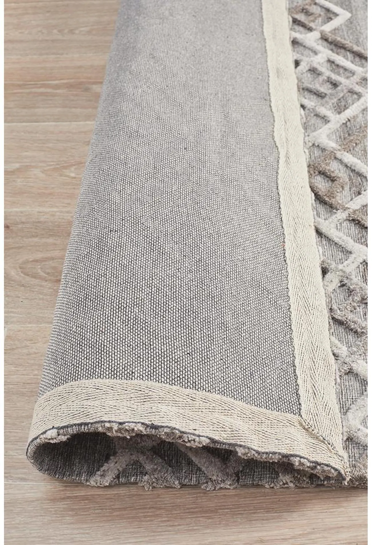 Vicenza Winter Silver Stream Modern Rug