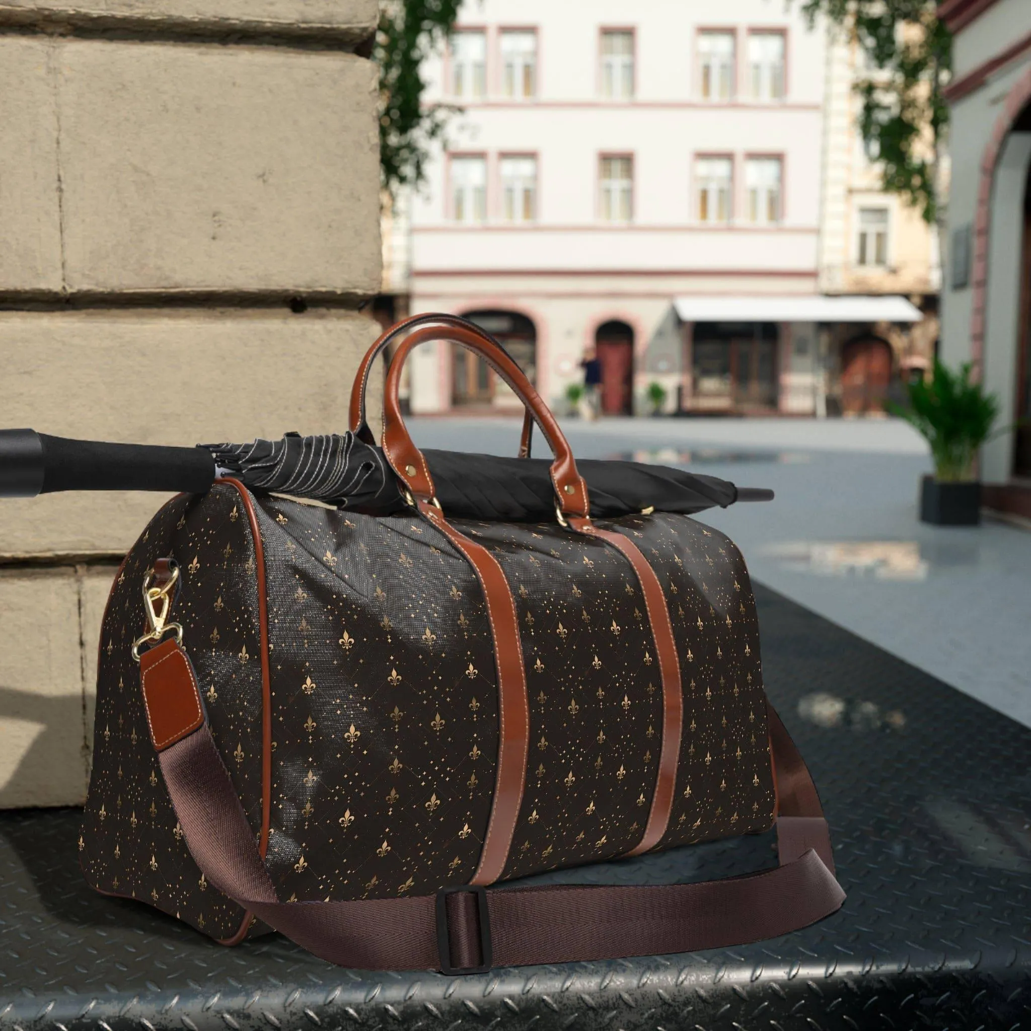 Vintage Fleur-de-Lis Travel Bag