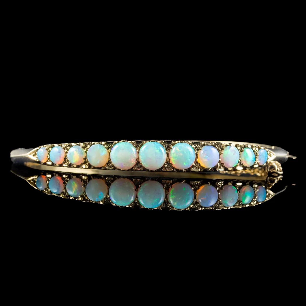 Vintage Opal Bangle 9ct Gold 4.1ct Opal Dated 1984